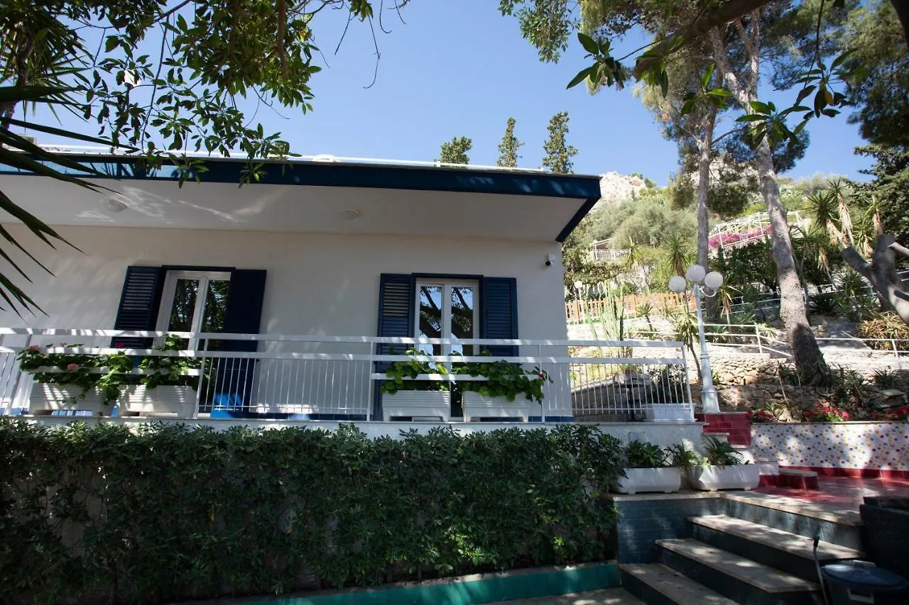 Villa Aurora Mondello Addaura Apartment